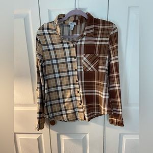 Brand new. It is a medium and is a lightweight stretch material.